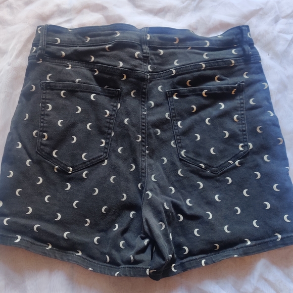 Hot Topic Moon Denim Shorts Button Fly - Picture 3 of 5